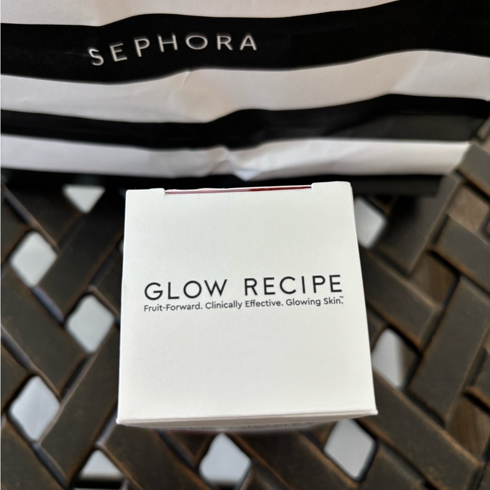 Glow Recipe Watermelon Glow Niacinamide Dew Drops - Picture 5 of 5